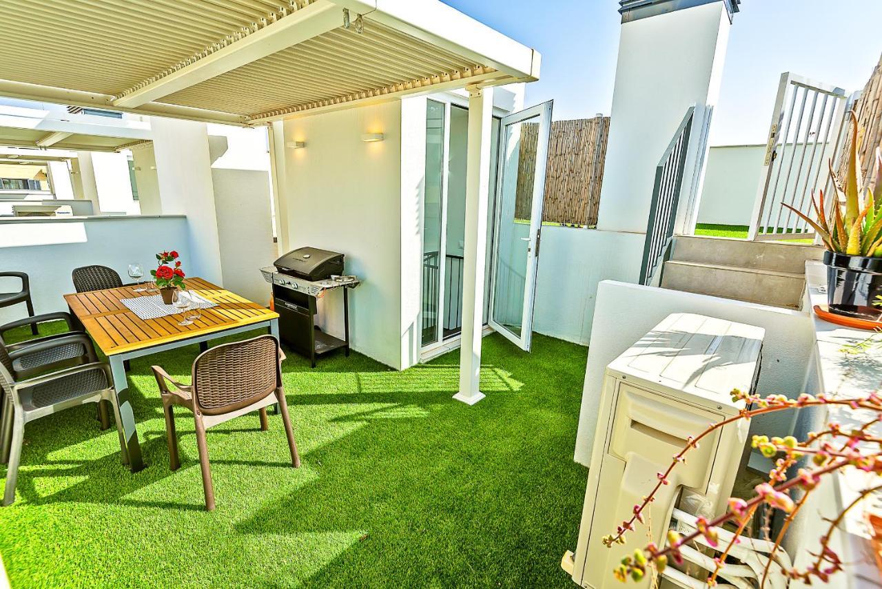 Oceanfront Duplex With A Rooftop Pool And Terrace Эль-Пуэрто-де-Санта-Мария Экстерьер фото